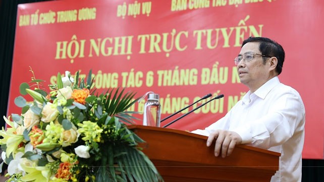 da co hon 1.600 dai hoi bau truc tiep bi thu hinh 1