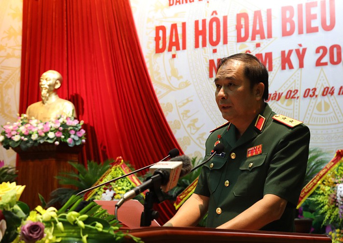 trung tuong phung si tan duoc bau lam bi thu dang uy bo tong tham muu hinh 4