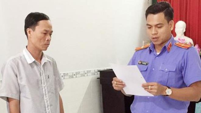 nong 24h: tu camera an ninh, bat duoc tai xe tong phu nu roi bo chay hinh 7