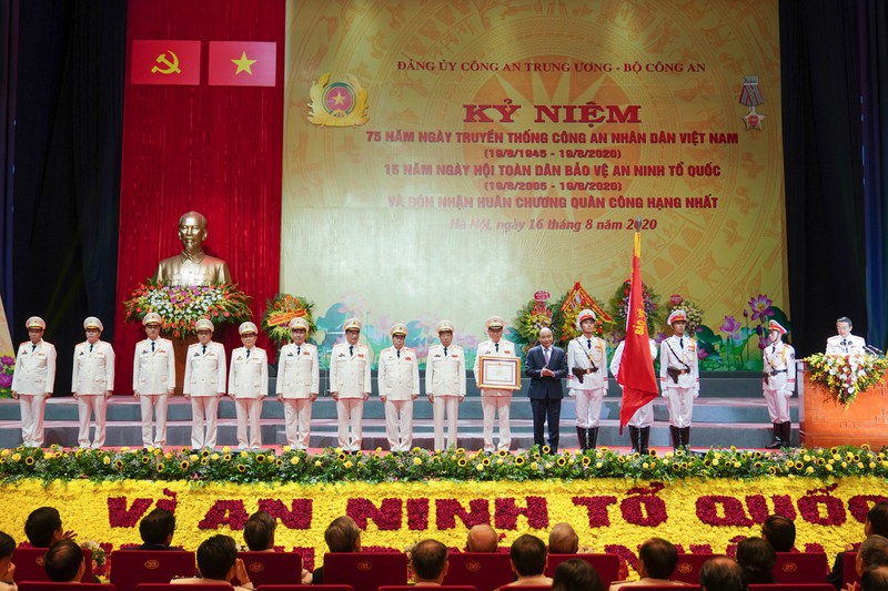 thu tuong: bat ky tinh huong nao, luc luong cong an phai bao ve nguoi dan hinh 1