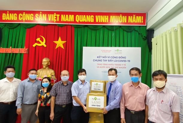 tap doan novaland cung nhieu dn chung tay de "khong ai bi bo lai phia sau" hinh 11