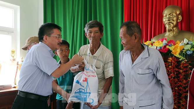 tiep suc ngu dan ly son giu bien hinh 10