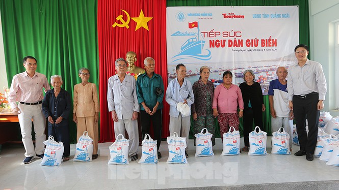tiep suc ngu dan ly son giu bien hinh 1