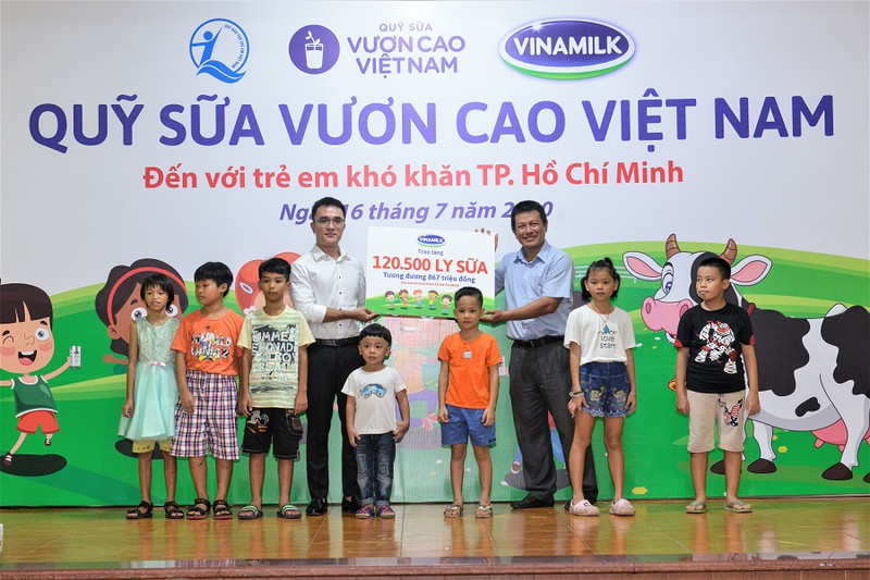 vinamilk tiep tuc hanh trinh ket noi yeu thuong tai tphcm hinh 2