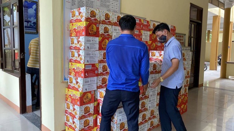tra thanh nhiet dr thanh tiep suc cho dong bao, chien si tai quang nam hinh 4