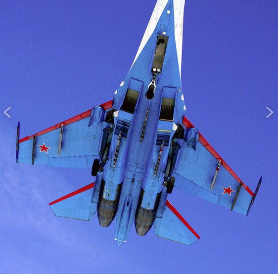 may bay tiem kich su-27 flanker - dot pha cong nghe quan su nga hinh 2