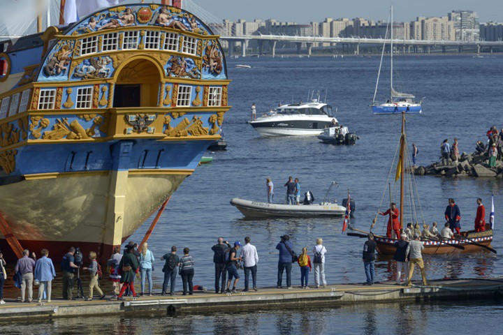 anh: co do saint petersburg (nga) xinh dep ky niem "sinh nhat" thu 315 hinh 10