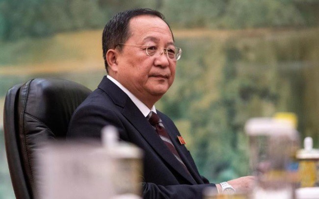 trieu tien co the da thay bo truong ngoai giao hinh 1