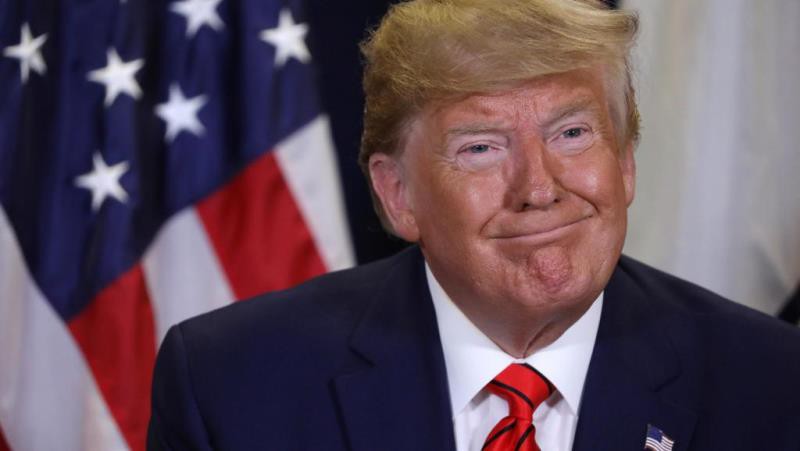 tong thong donald trump du doan virus corona se 'bien mat vao thang 4' hinh 1