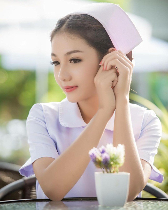 ve dep cua cac nu y ta - bo phan quan trong trong nganh y cuu nguoi hinh 14