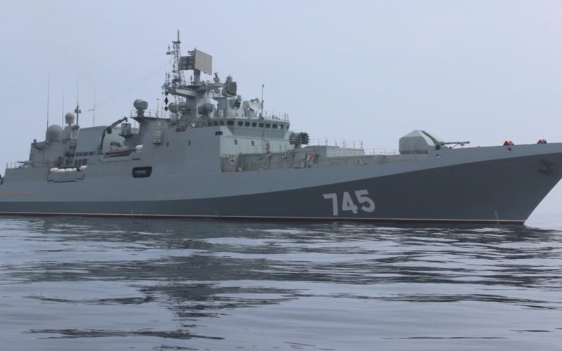 tau chien nga tien toi syria, tho nhi ky yeu cau putin dung sang 1 ben hinh 1