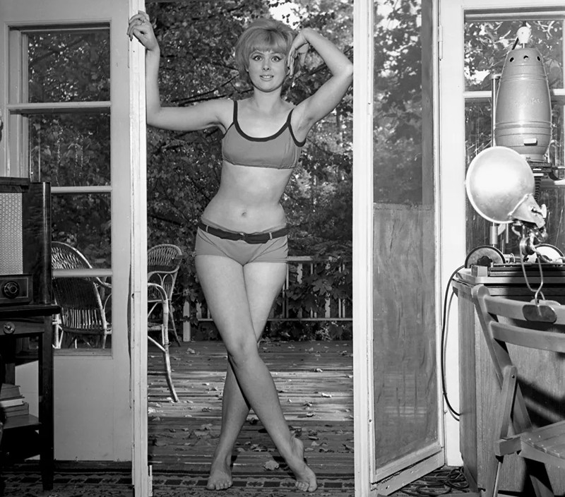 anh: phu nu lien xo tu rat som da khong la lam gi voi bikini hinh 5