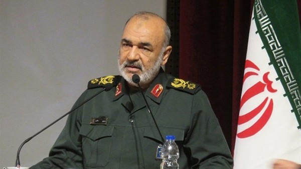 tu lenh iran len tieng xin loi vu ban nham may bay ukraine hinh 1