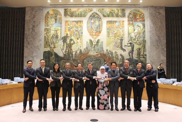hdba lan dau tien thao luan tang cuong hop tac giua lhq va asean hinh 2