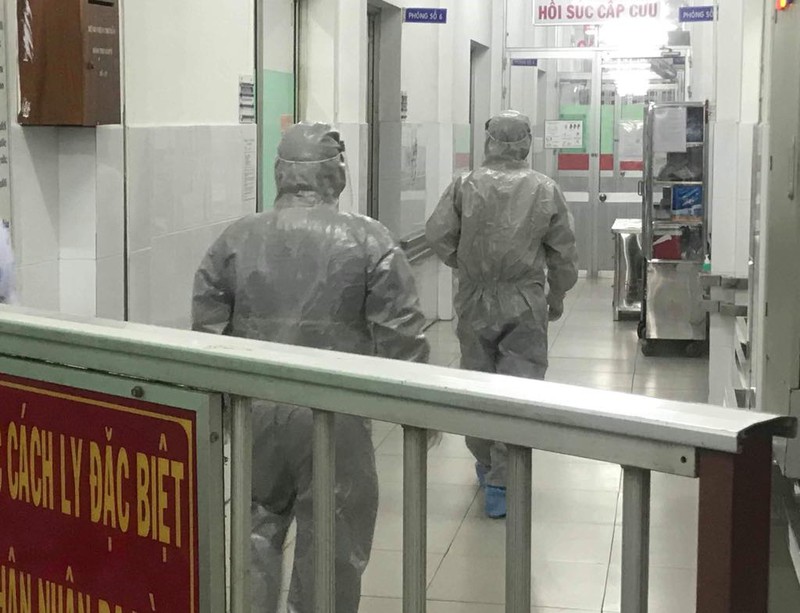 nguoi trung quoc thu 2 dieu tri o cho ray co ket qua am tinh voi ncov hinh 1