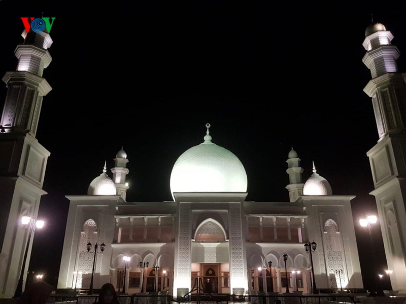 nguoi hoi giao giu vung tinh than ramadan truoc dai dich covid-19 hinh 2