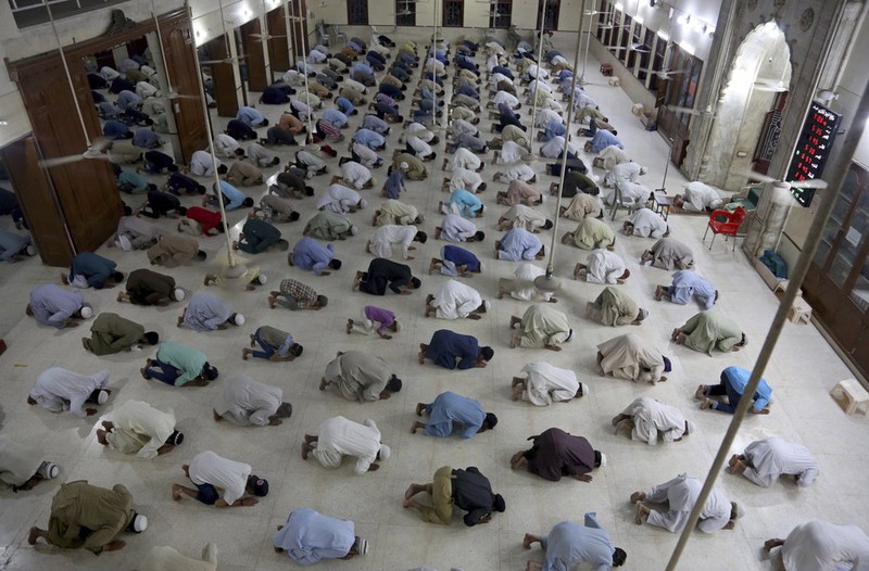 nguoi hoi giao giu vung tinh than ramadan truoc dai dich covid-19 hinh 4