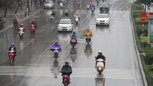 thoi tiet ngay 1/5: ha noi co mua rai rac hinh 1