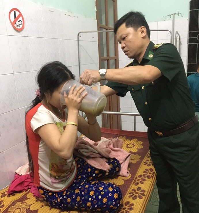 kip thoi cuu song nguoi phu nu an la ngon tu van, toan than tim tai hinh 1