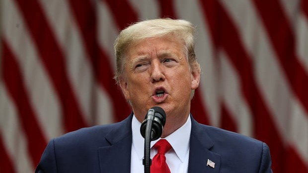 tong thong trump ky sac lenh tuoc quy che uu tien doi voi hong kong hinh 1