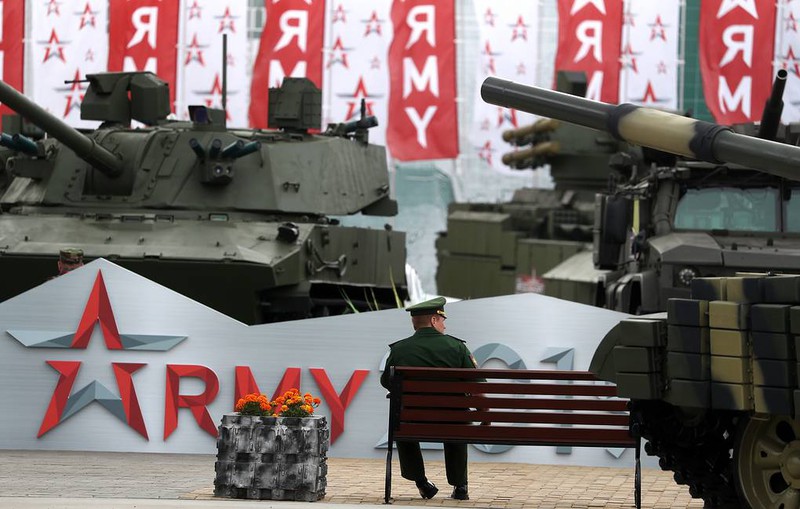 dien dan army 2020 se trung bay hon 28.000 vu khi va thiet bi quan su hinh 1