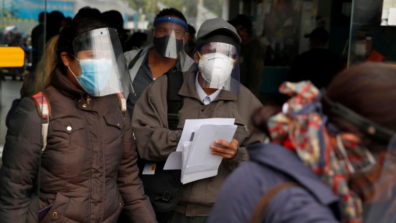 peru xet nghiem tat ca nhung ai den hop dem vi pham gian cach xa hoi hinh 1