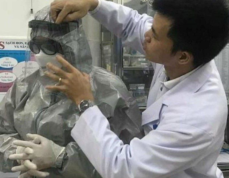 xac minh nhung nguoi da tiep xuc voi benh nhan nhiem virus corona hinh 1