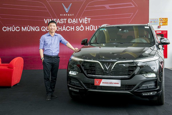 "ong trum" rolls-royce viet nam tiet lo ly do mua xe vinfast hinh 1