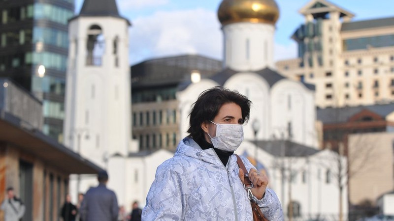 moscow yeu cau tat ca nguoi dan tu cach ly o nha chong dich covid-19 hinh 1