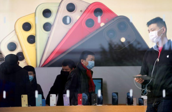 iphone giam gia ky luc o trung quoc, viet nam huong loi? hinh 1