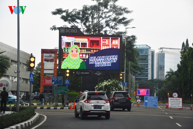 so ca mac covid-19 tai indonesia vuot nguong 10.000 nguoi hinh 1