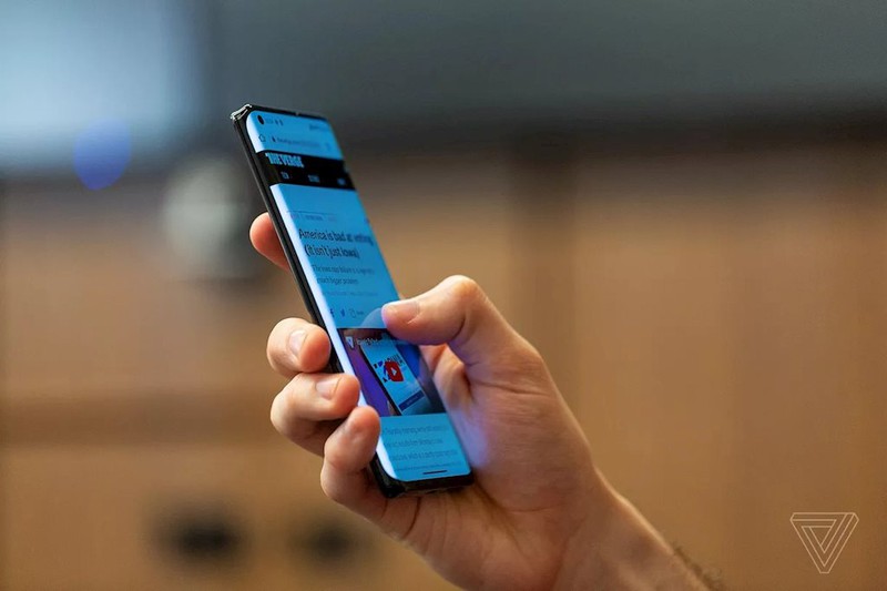 covid-19 khien doanh so smartphone giam manh nhat trong 6 nam qua hinh 1