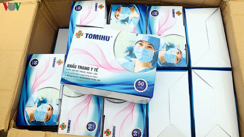 trao tang chinh phu va nhan dan duc 80.000 khau trang y te hinh 1