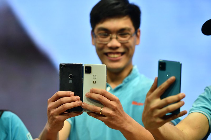 kham pha "trai nghiem khong gioi han" cua bphone b86 hinh 1