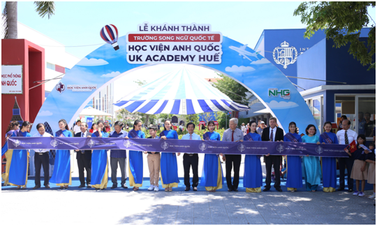 uka hue - ngoi truong cho 1.700 hoc sinh co do hinh 1