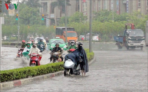 thoi tiet ha noi co mua rao va dong vao chieu toi va dem hinh 1
