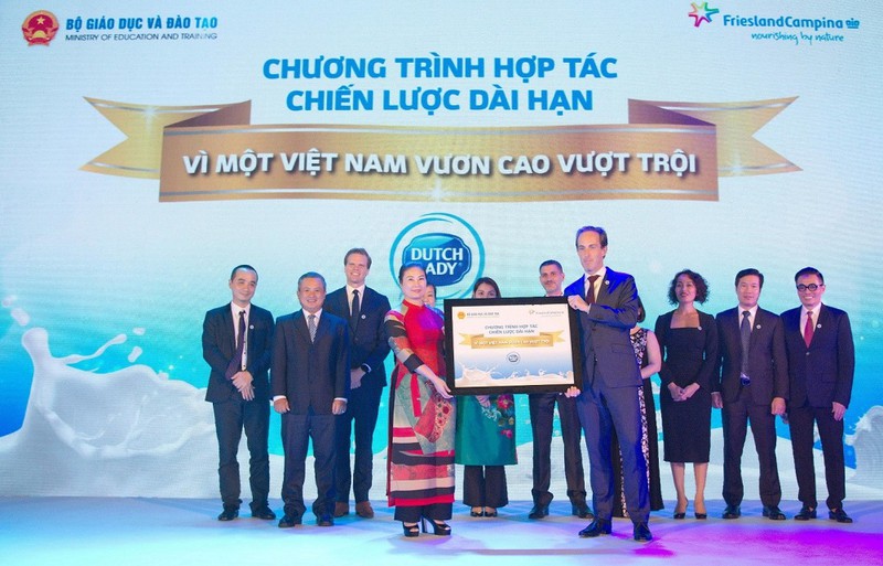 25 nam hoat dong thanh cong tai viet nam cua frieslandcampina viet nam hinh 1