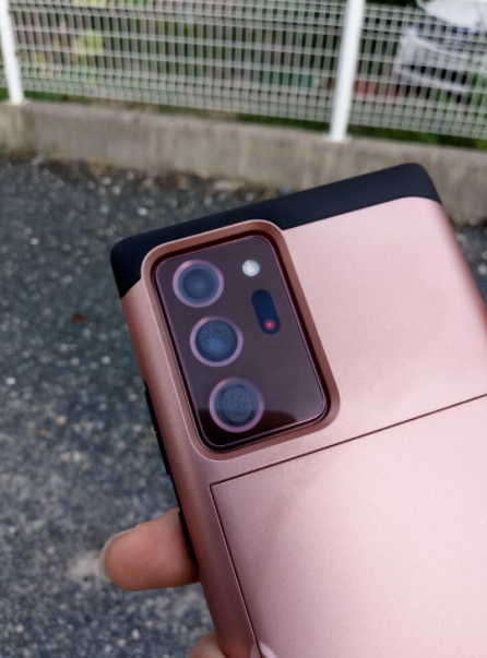 camera cua galaxy note 20 bi nguoi dung to loi "suong mu" hinh 1