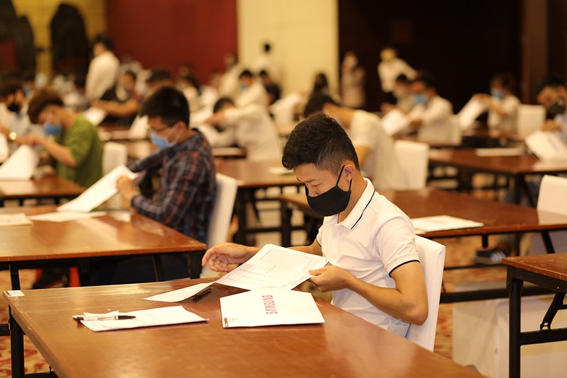 hon 2.000 cu nhan tham du ky thi tuyen dung gsat vao samsung  hinh 2