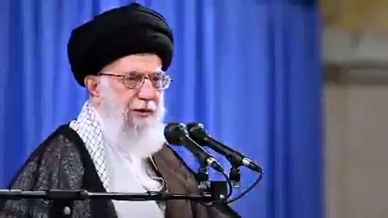 lanh tu iran tuyen bo tra dua, canh bao my ve hau qua nghiem trong hinh 1