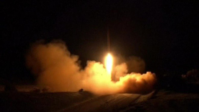 chau au keu goi my va iran dung vu luc, no luc cuu van thoa thuan hat nhan hinh 1