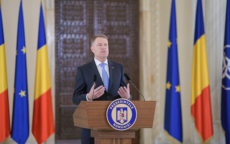 romania mo duong day nong phong chong dich covid-19 hinh 1