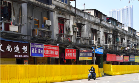 gan 1.800 nguoi o cac co so dac biet o vu han nhiem covid-19  hinh 1