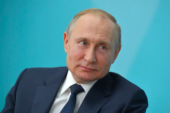 nga sua doi hien phap, ong putin de ngo kha nang tai tranh cu hinh 1