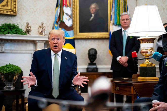 nha trang: ong trump khong can cach ly du tiep xuc benh nhan covid-19 hinh 1