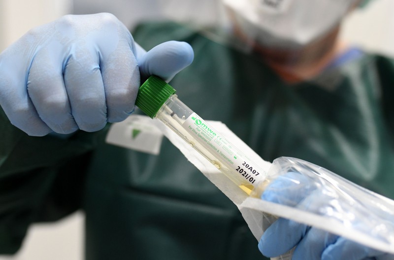 cac nha khoa hoc australia sap thu nghiem vaccine covid-19 tren nguoi hinh 1