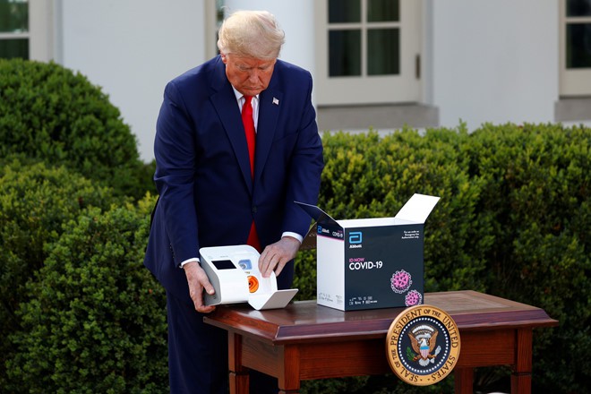 ong trump: gan 1,7 trieu nguoi my duoc xet nghiem virus sars-cov-2 hinh 1