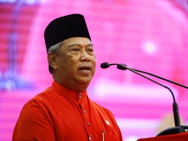 malaysia keo dai lenh kiem soat di chuyen nham ngan chan covid-19 hinh 1