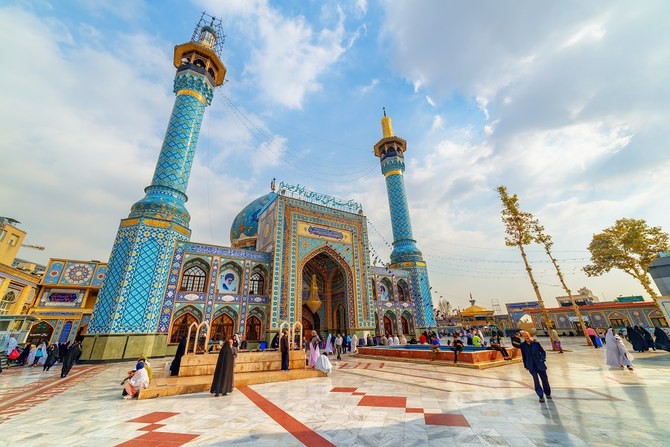 iran mo cua tro lai nhieu nha tho hoi giao  hinh 1