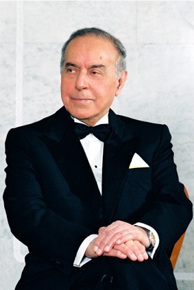 dsq azerbaijan tai viet nam ky niem 97 nam ngay sinh co tong thong aliyev hinh 1